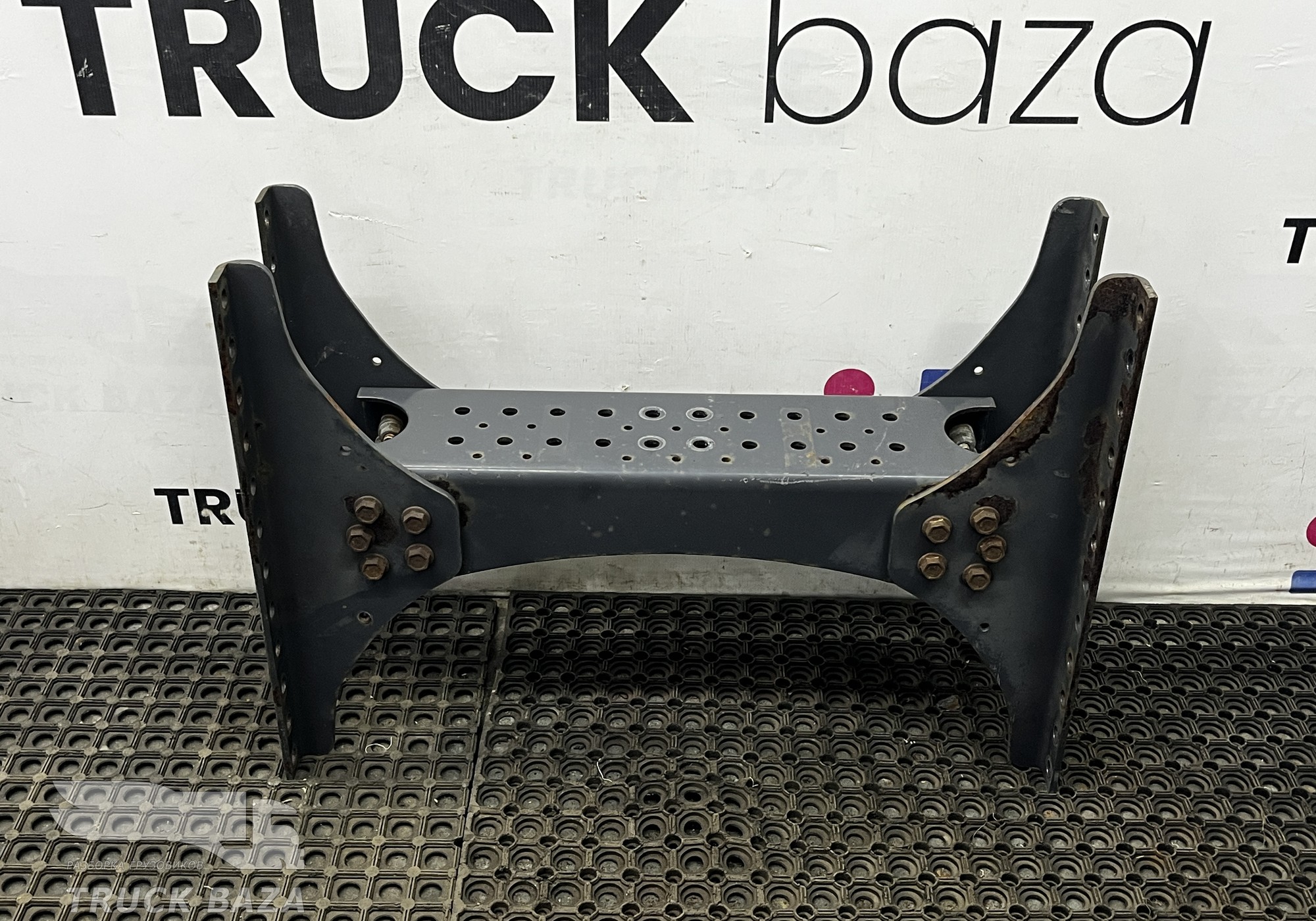 22120197 Траверса рамы поперечная для Renault T (с 2013)