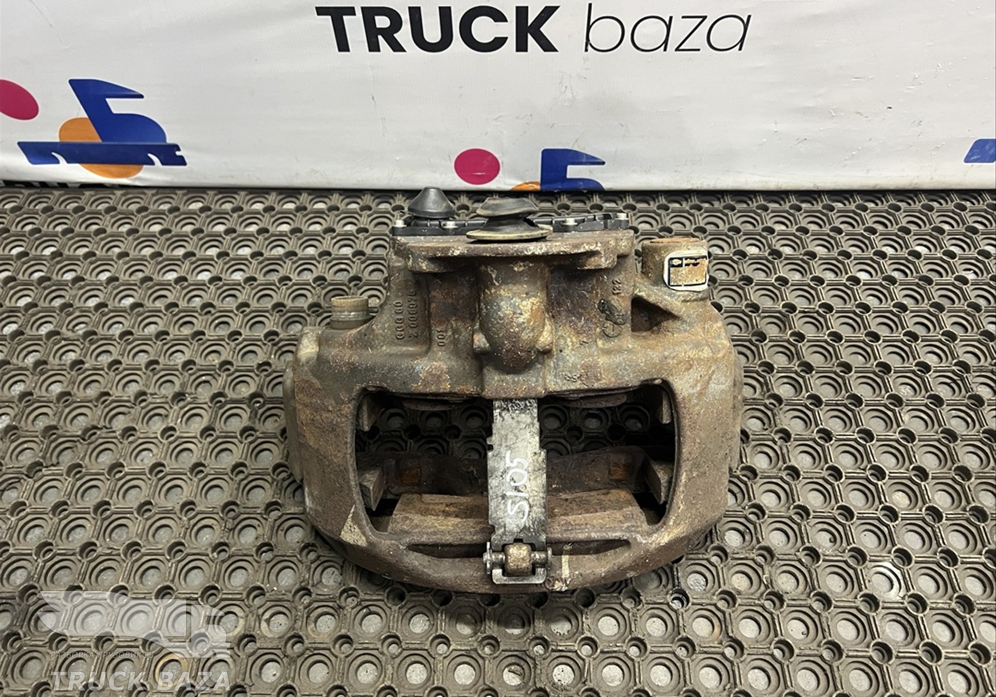 1513589 Суппорт левый для Scania 4-series S (с 1995 по 2007)