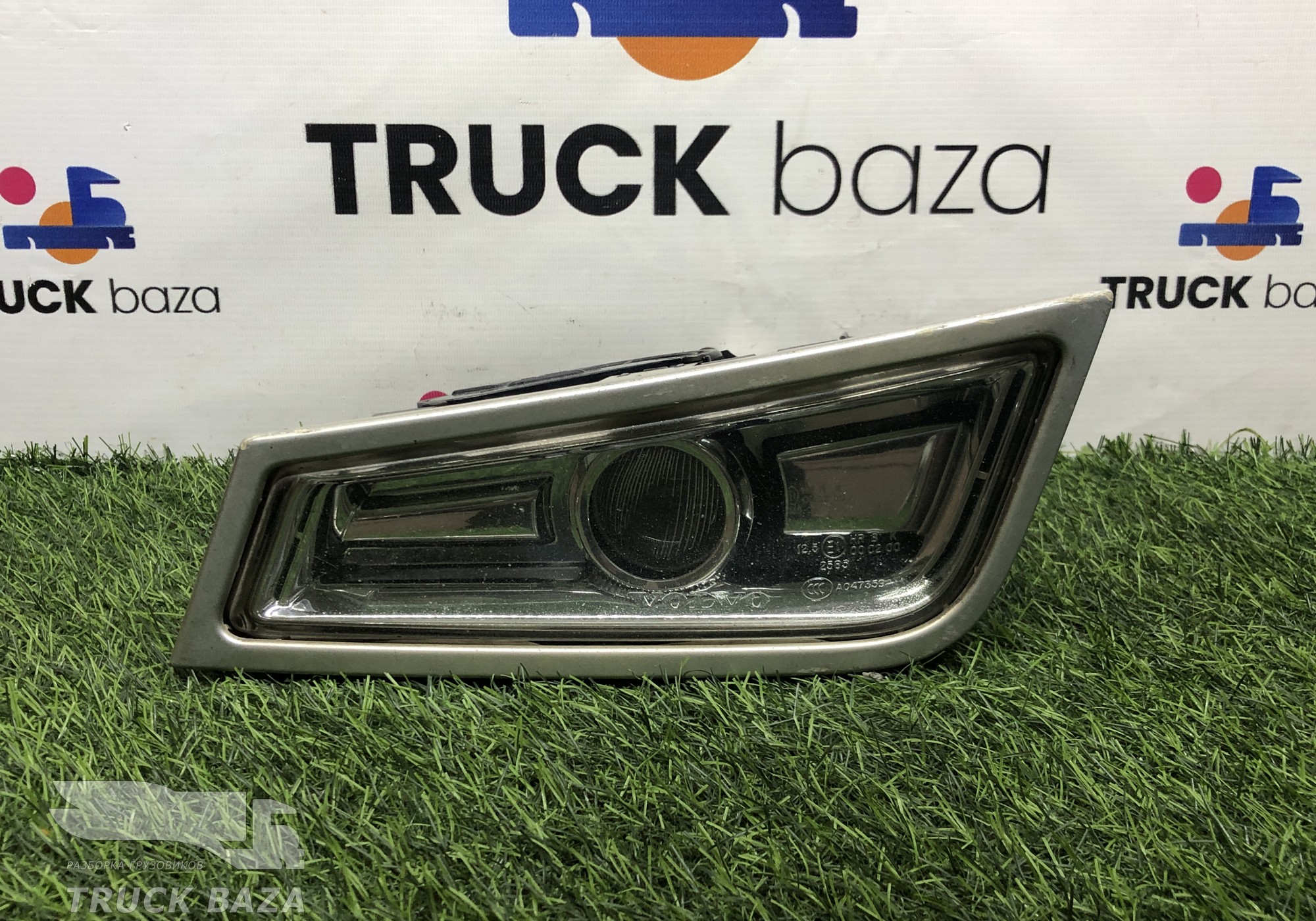 21297911 Фара противотуманная левая