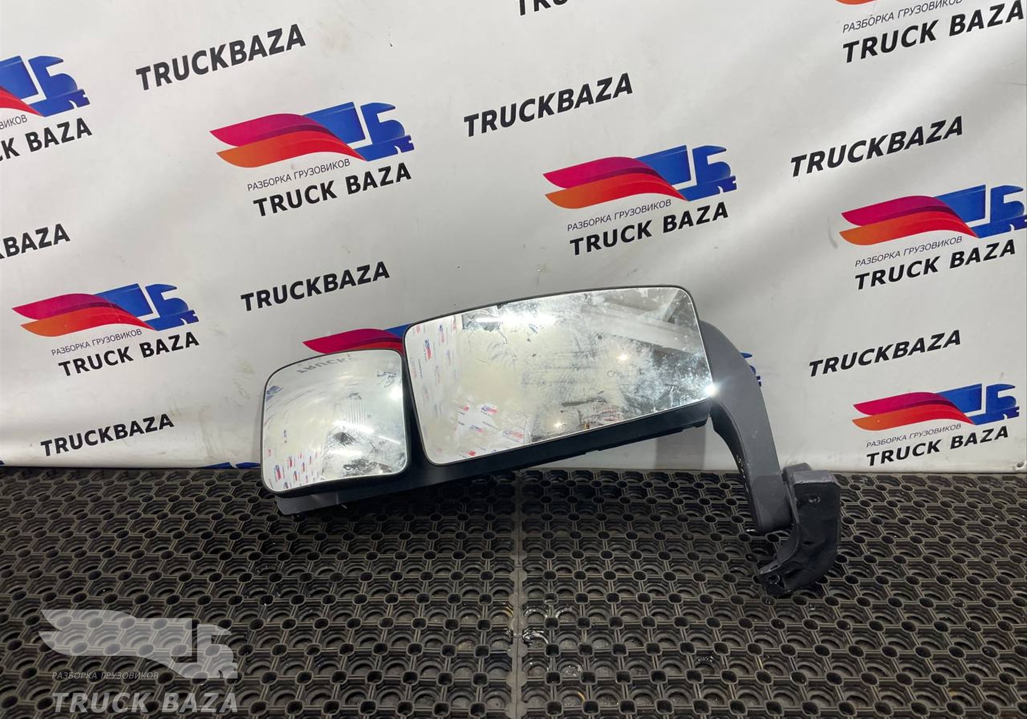 DZ14251770080 Зеркало заднего вида боковое Левое для Shacman X3000 (с 2014)