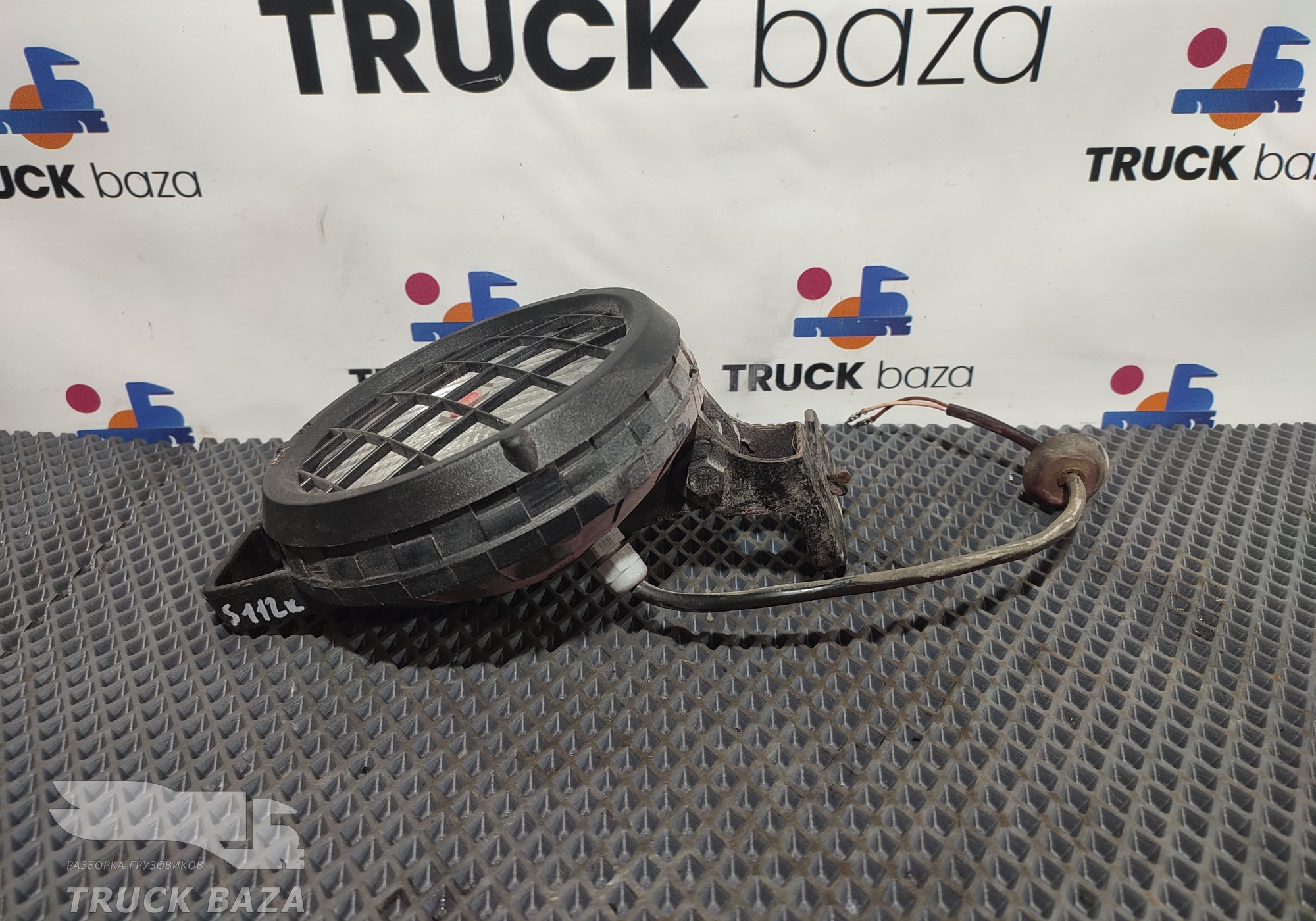 1760129 Фонарь за кабиной