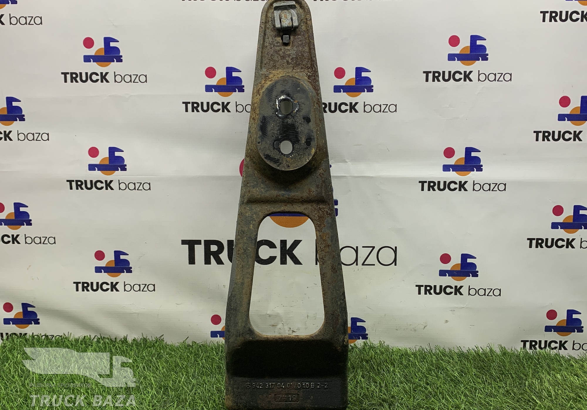 A9423170401 Ответная часть замка кабины