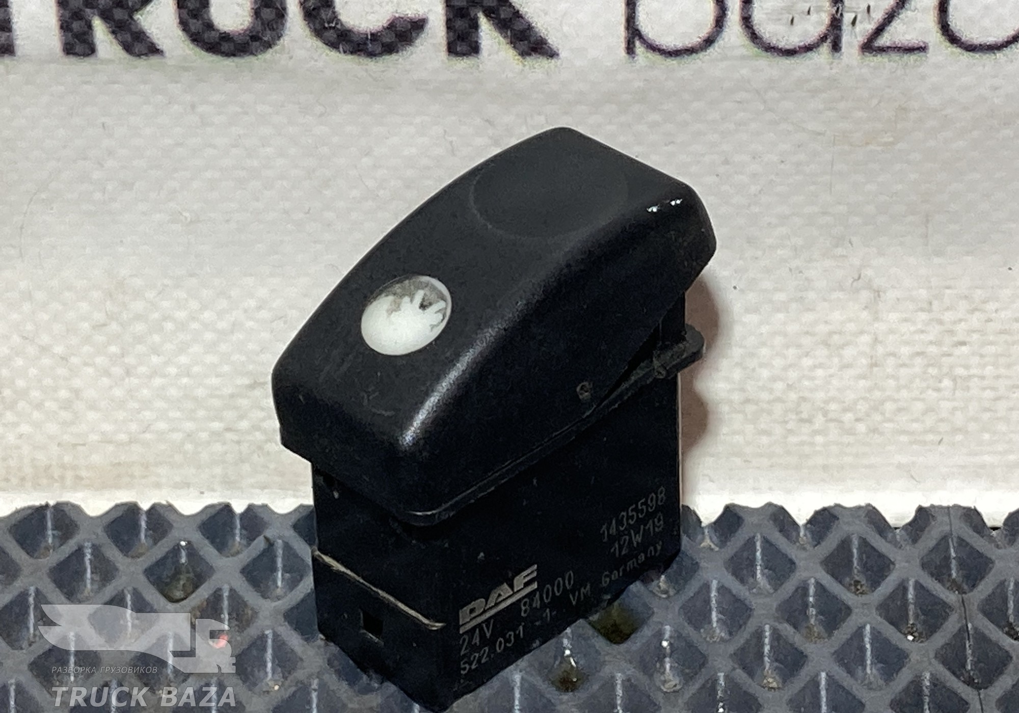 1435598 Кнопка регулировки фар для Daf