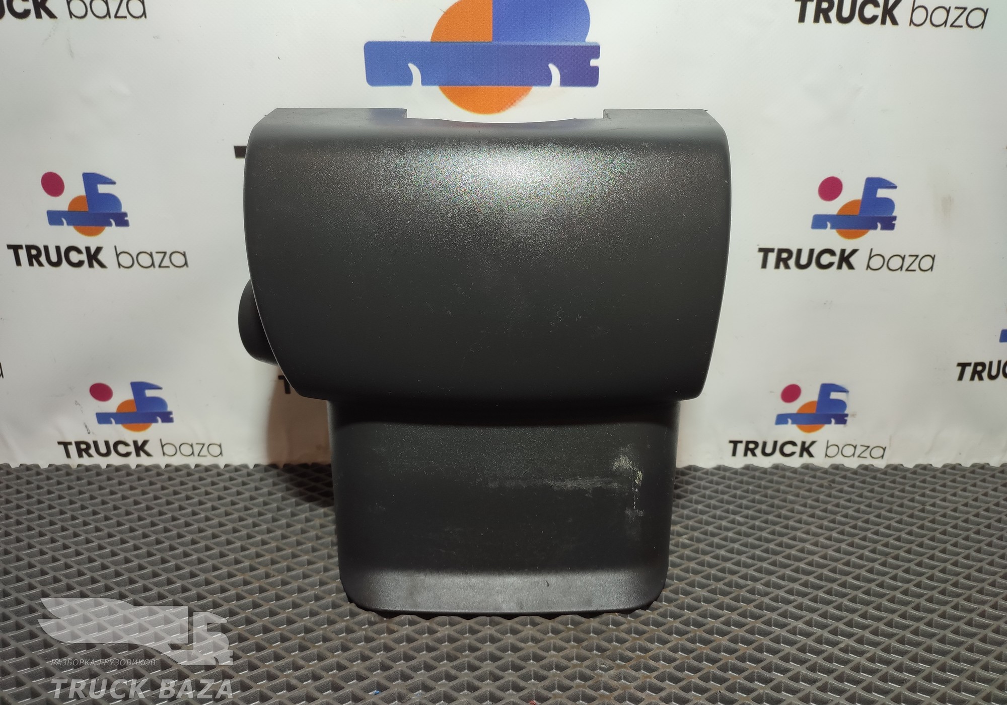 5010605661 Кожух рулевой колонки верхний для Renault Premium
