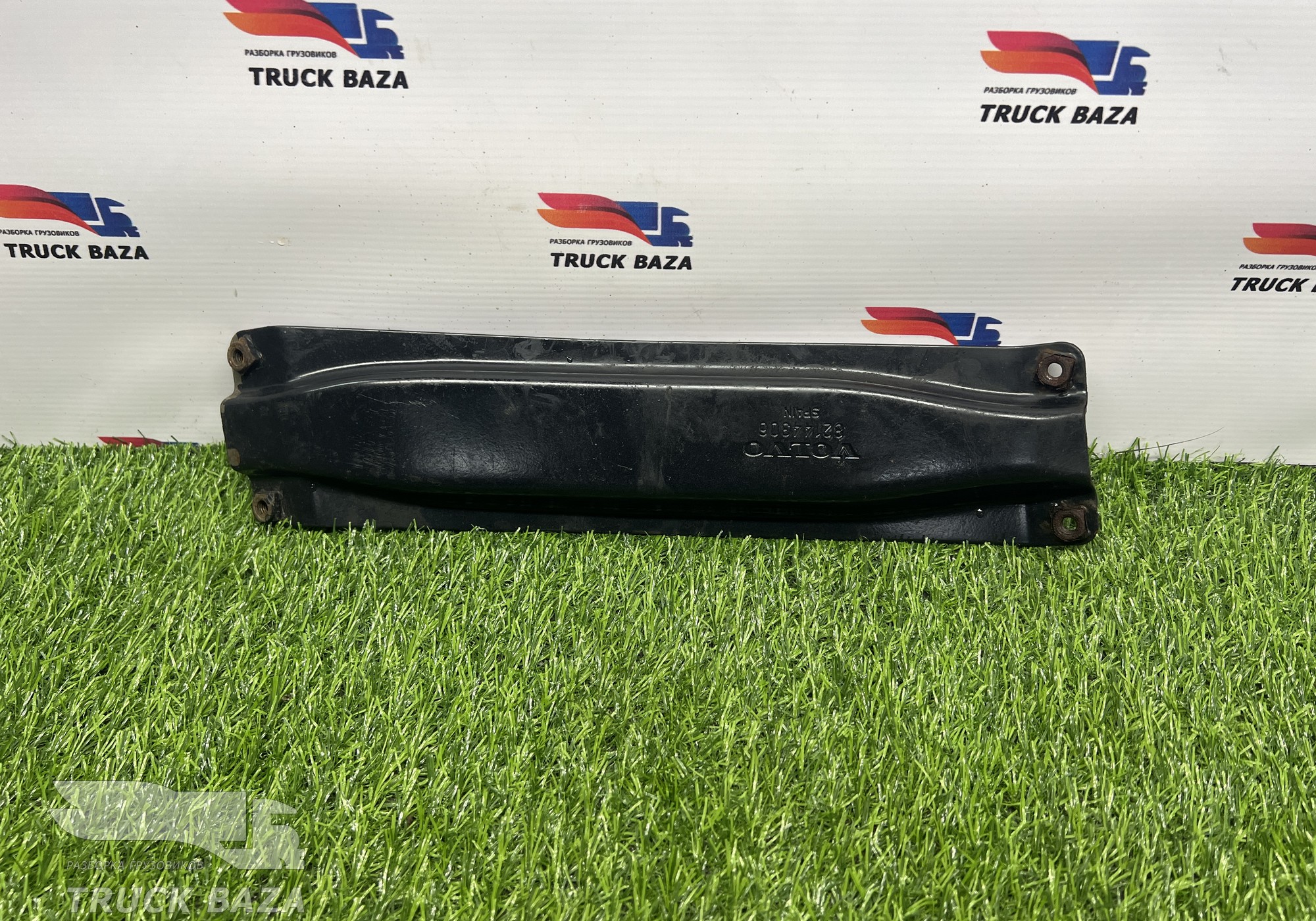 82144306 Кронштейн подножки для Volvo FH 4 (с 2012)