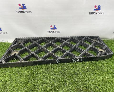 549018405037 Площадка подножки для КАМАЗ 54901