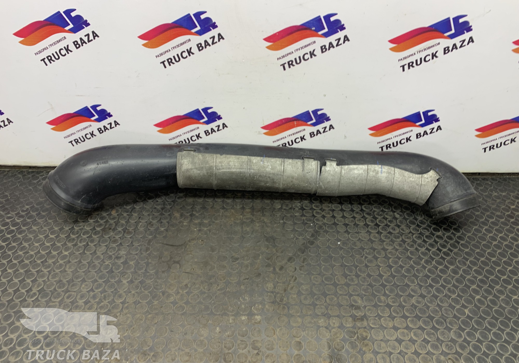 7421169035 Патрубок воздушного фильтра для Volvo FM