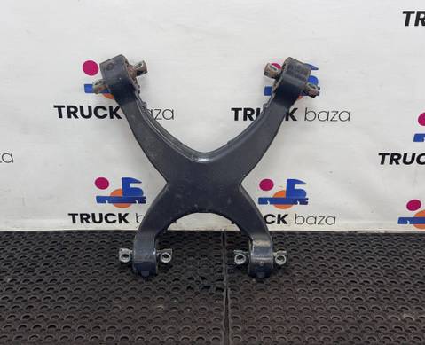 81432206327 Тяга реактивная X-образная для Man