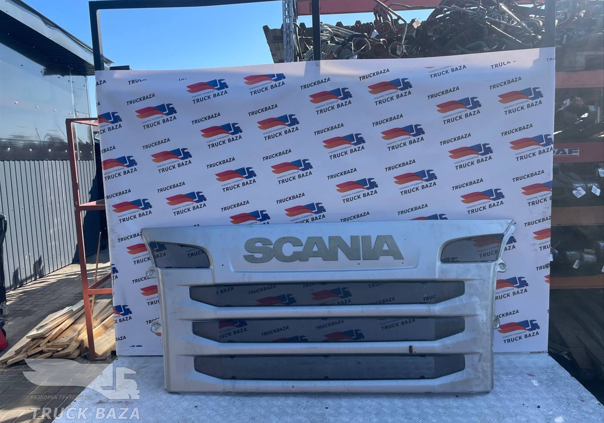 1872158 Решетка радиатора для Scania 5-series G (с 2004 по 2016)