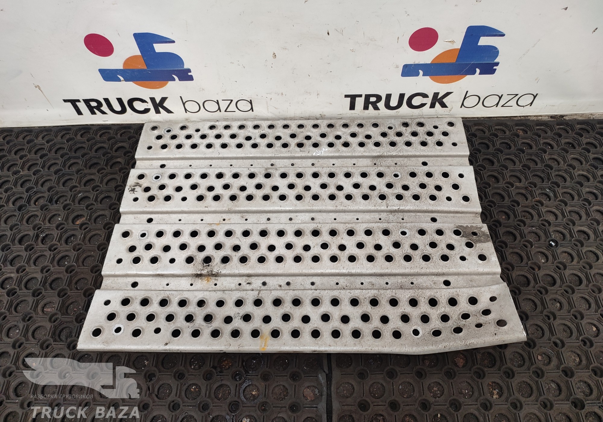 9605235801 Трап на раму за кабиной для Mercedes-Benz Actros New Actros MP4 (с 2011)