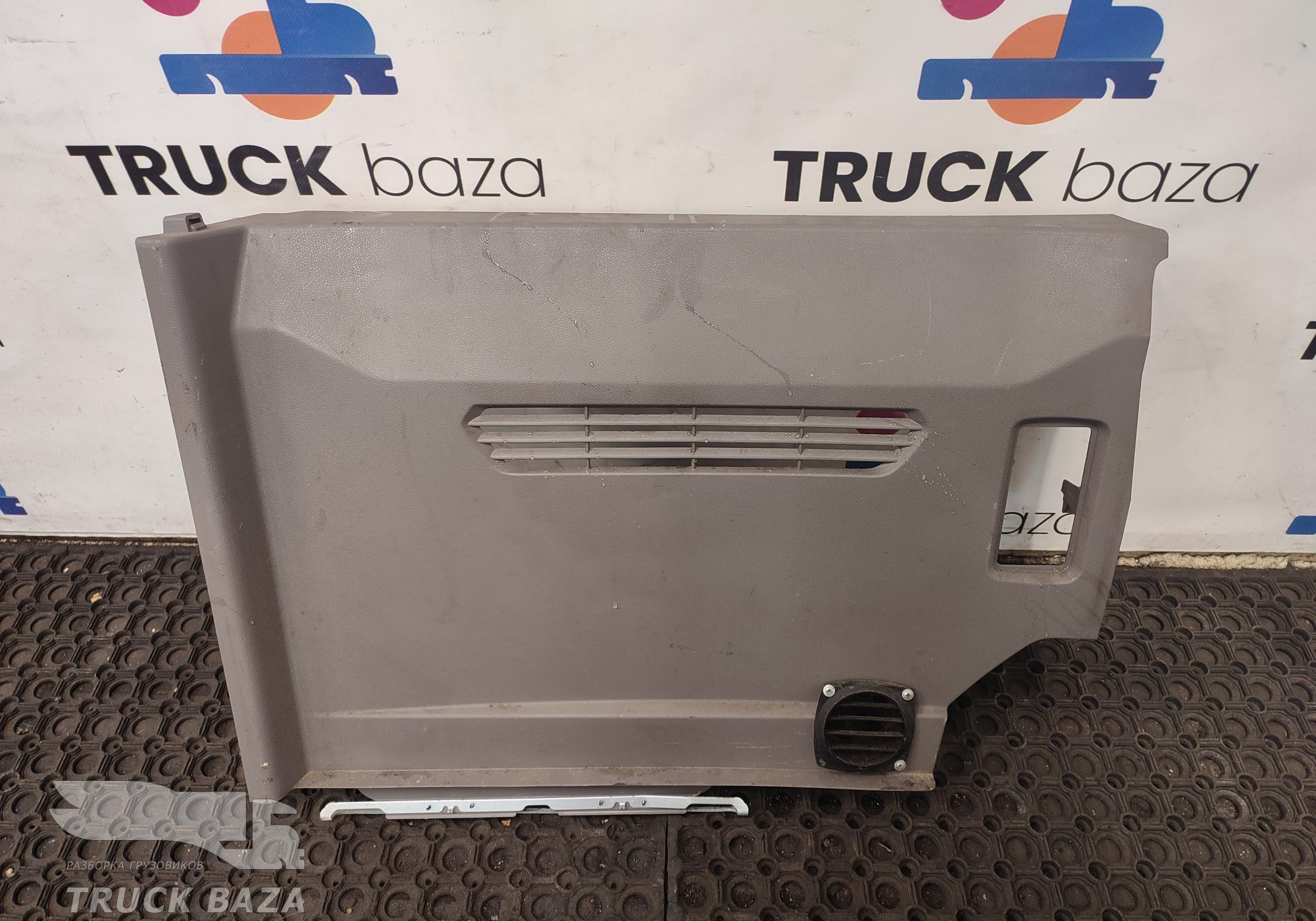 2227492 Панель правая для Scania 6-series R (с 2016)