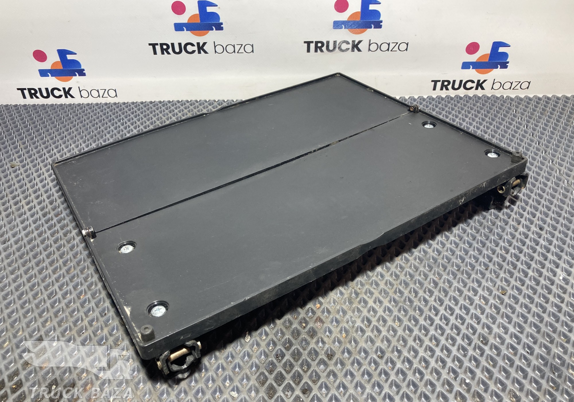 549015327010 Столик торпедо для КАМАЗ 54901