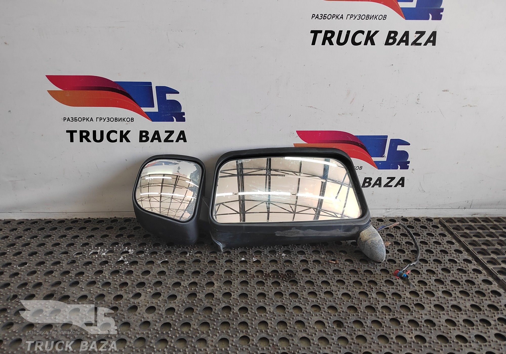 2425816 Зеркало заднего вида правое для Scania 4-series