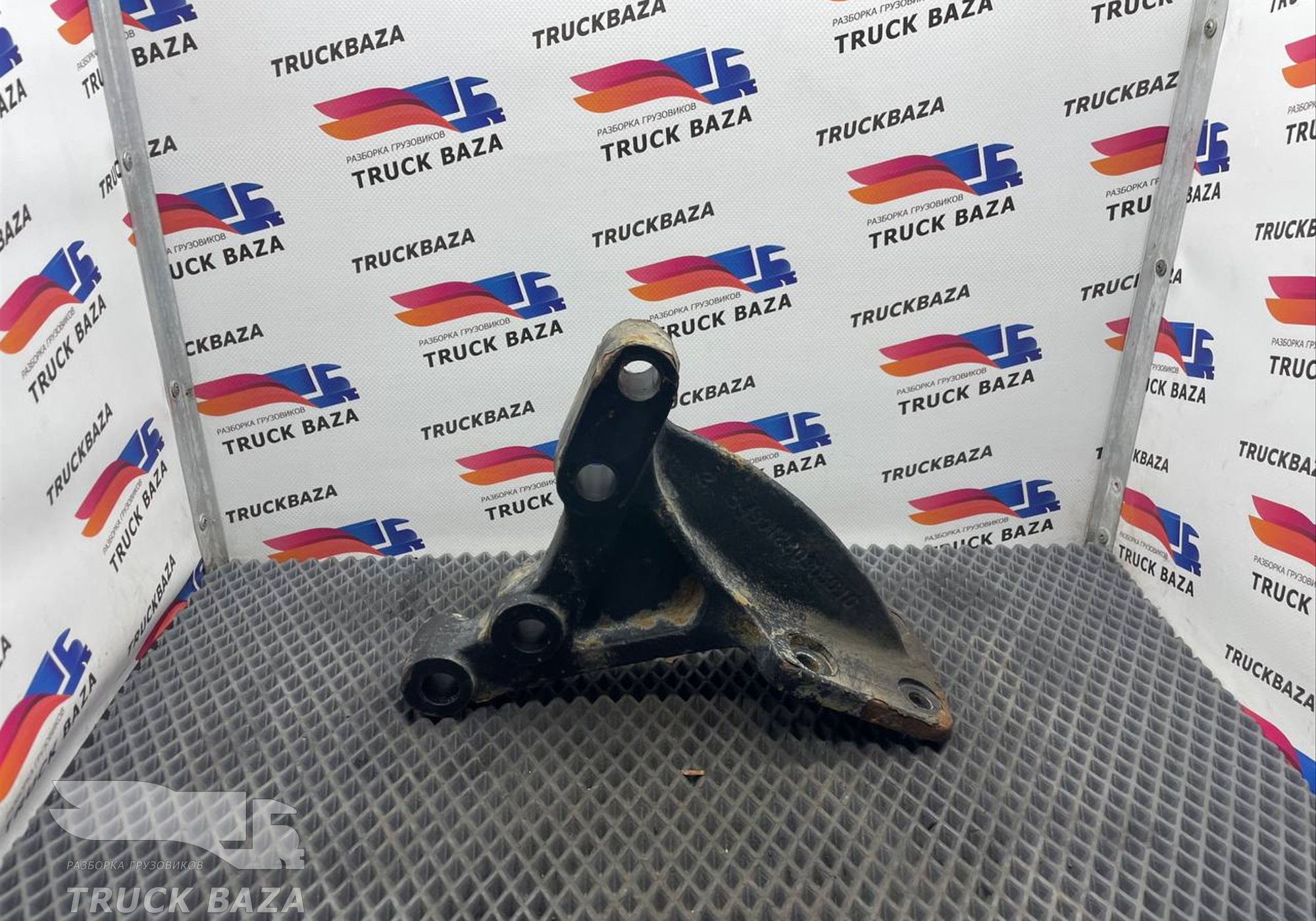 54901280905010 Кронштейн усилителя бампера для КАМАЗ 54901