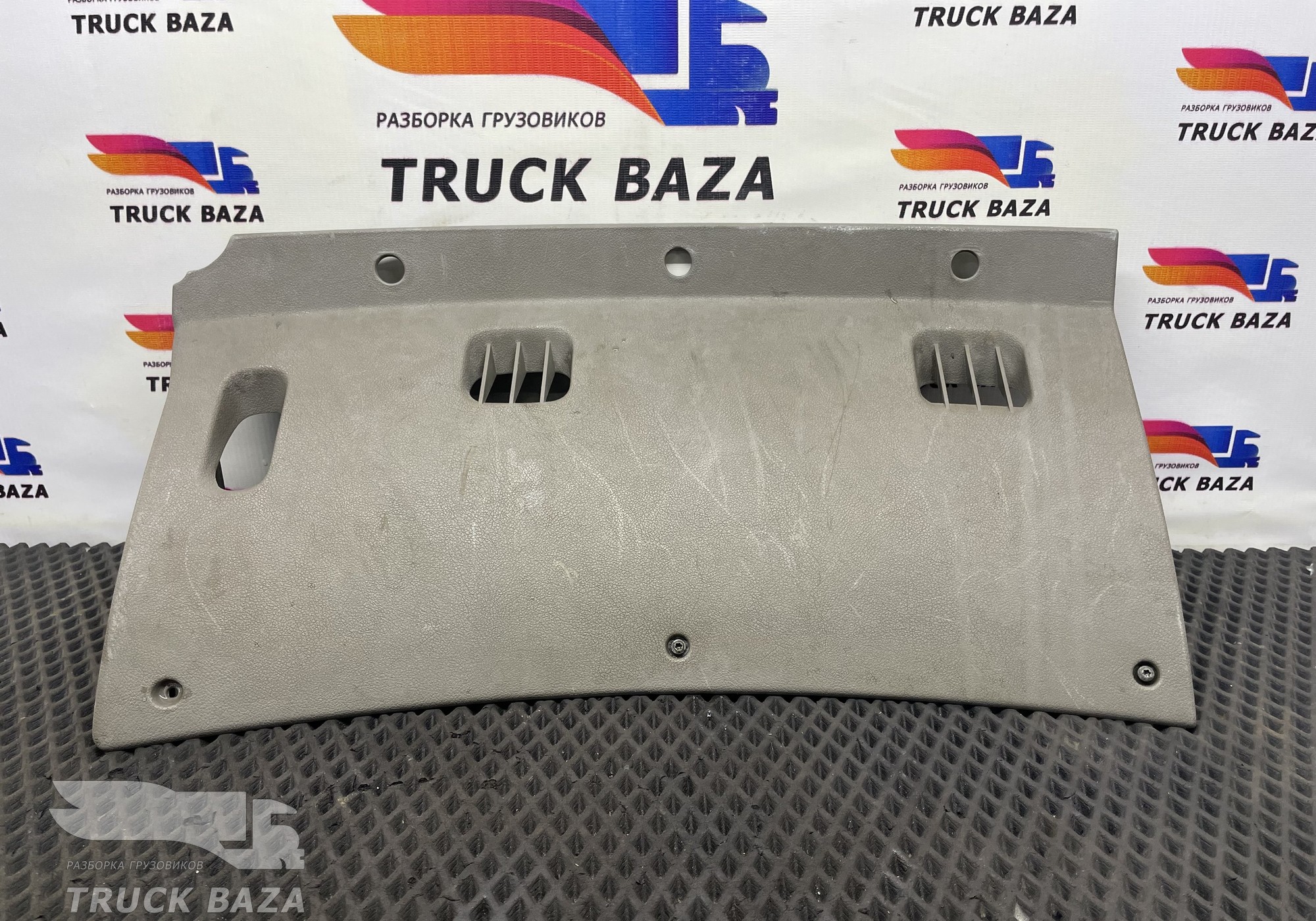 1395832 Накладка на торпедо для Daf XF95