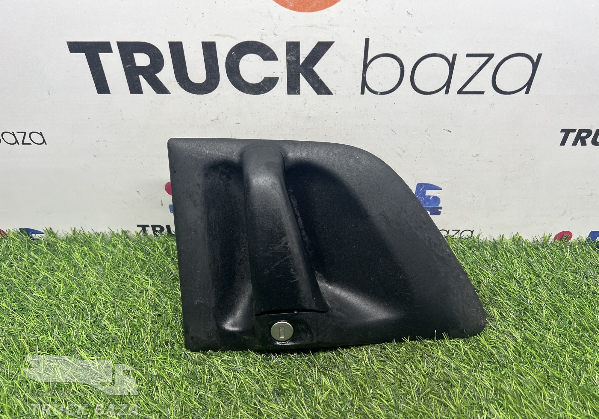 2371255 Ручка двери наружная правая