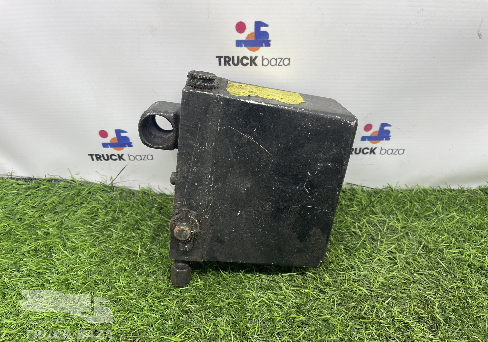 1450903 Насос подъема кабины