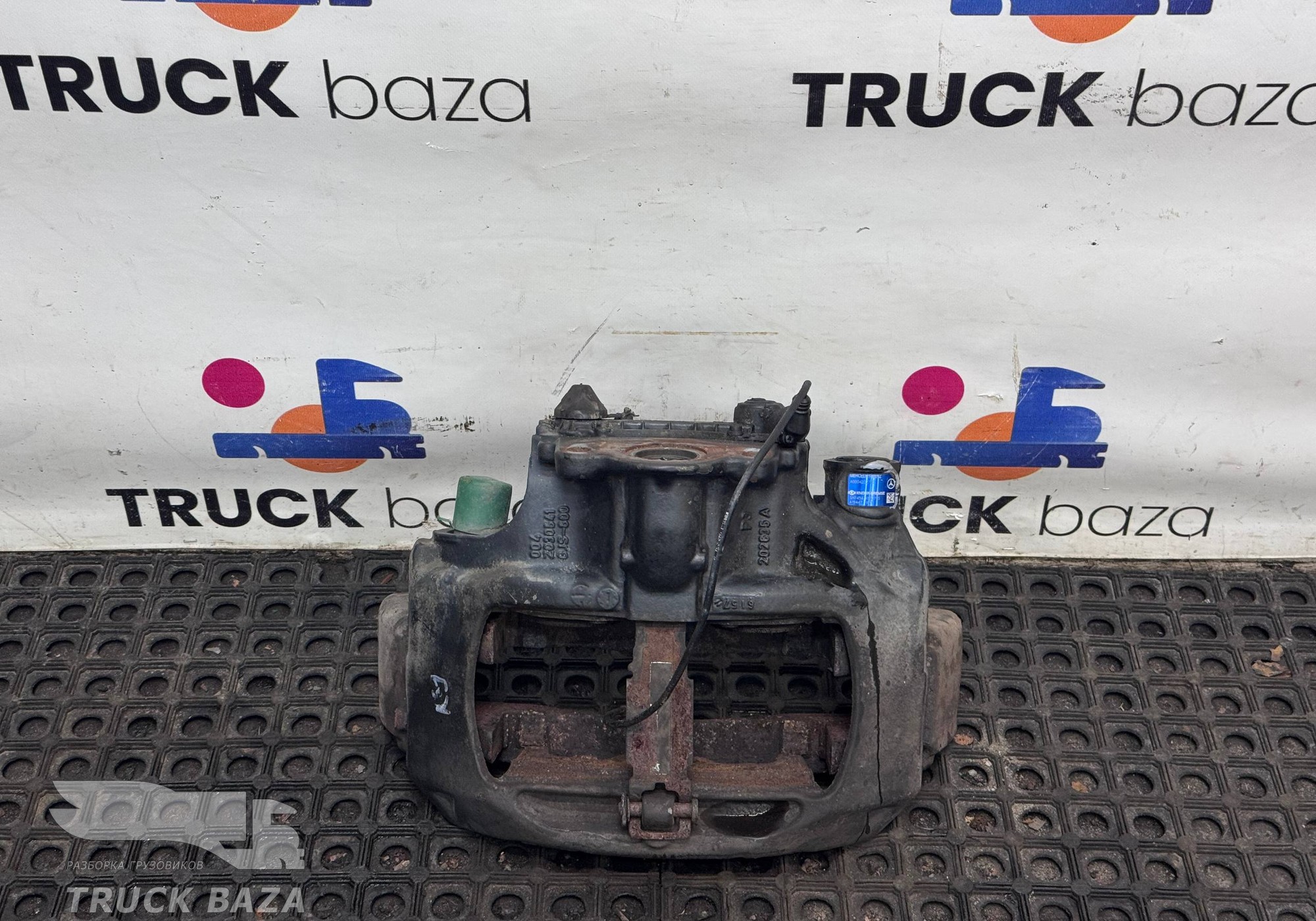 0004202702 Суппорт задний левый