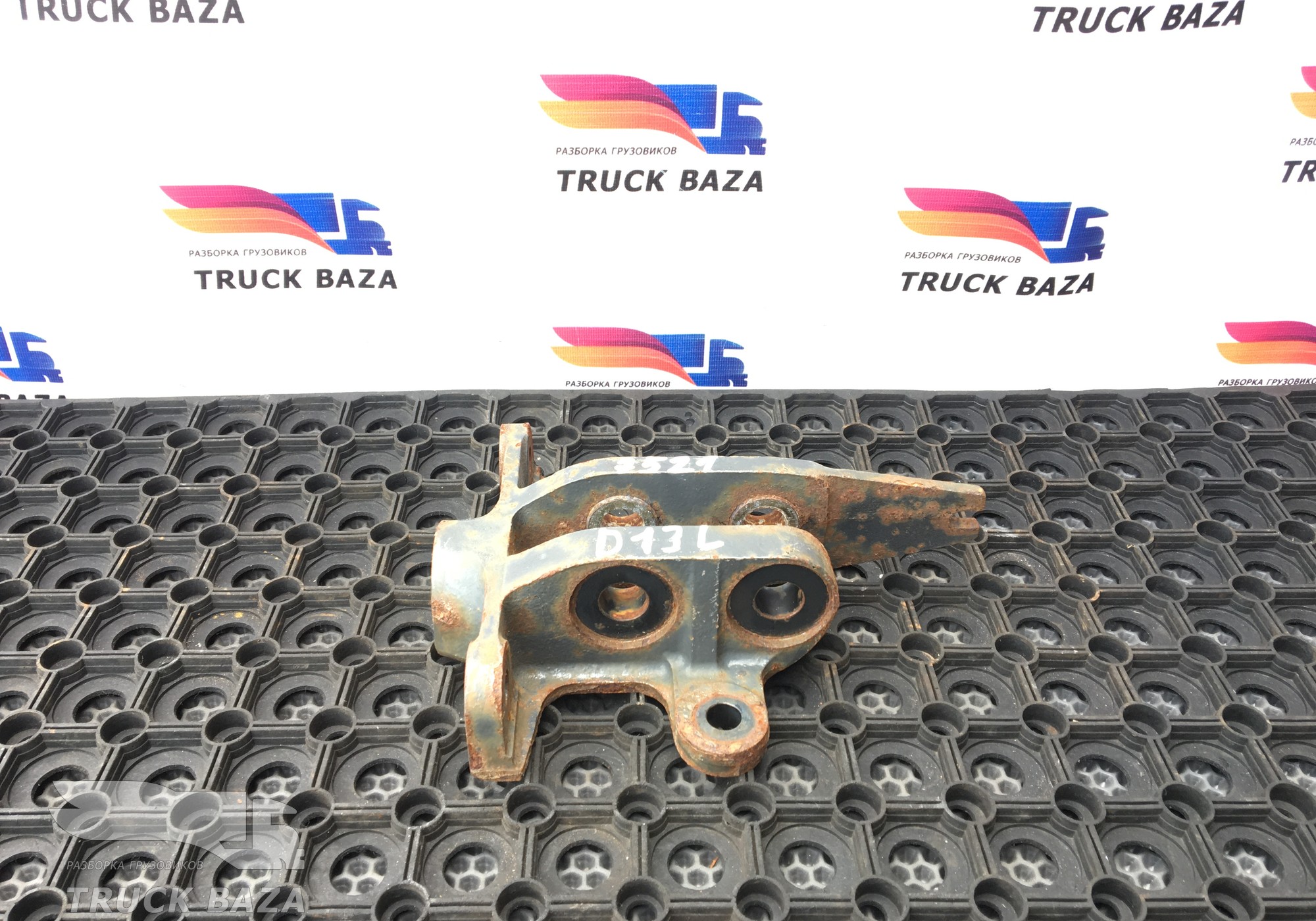 1434649 Кронштейн усилителя бампера левый для Daf CF II (с 2006 по 2013)