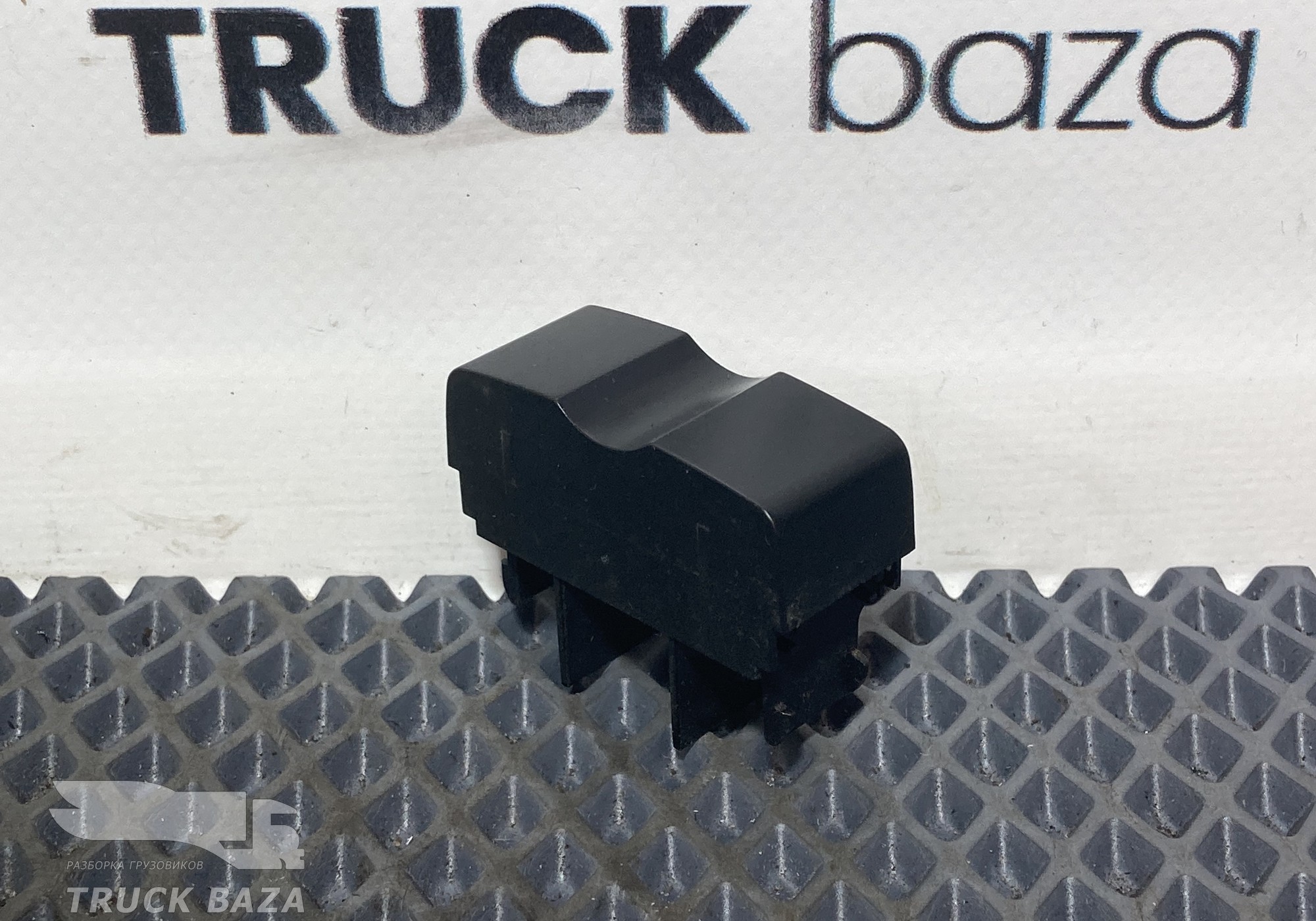 9435450003 Заглушка кнопки для Mercedes-Benz Actros MP3 (с 2008)