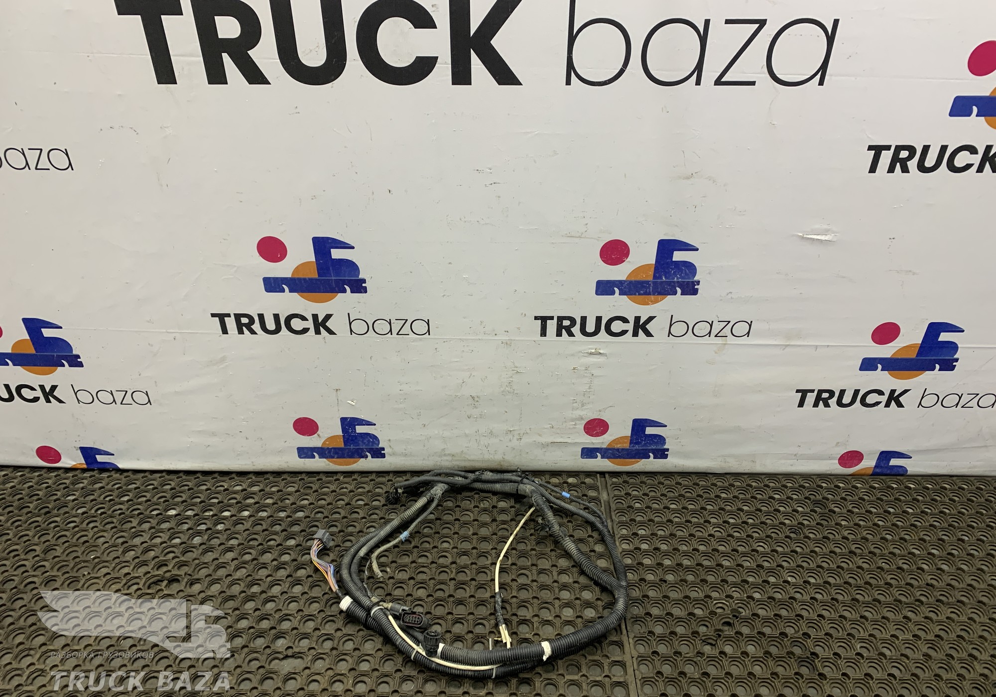 5490372454825 Проводка передних фар для КАМАЗ 5490 (с 2013)