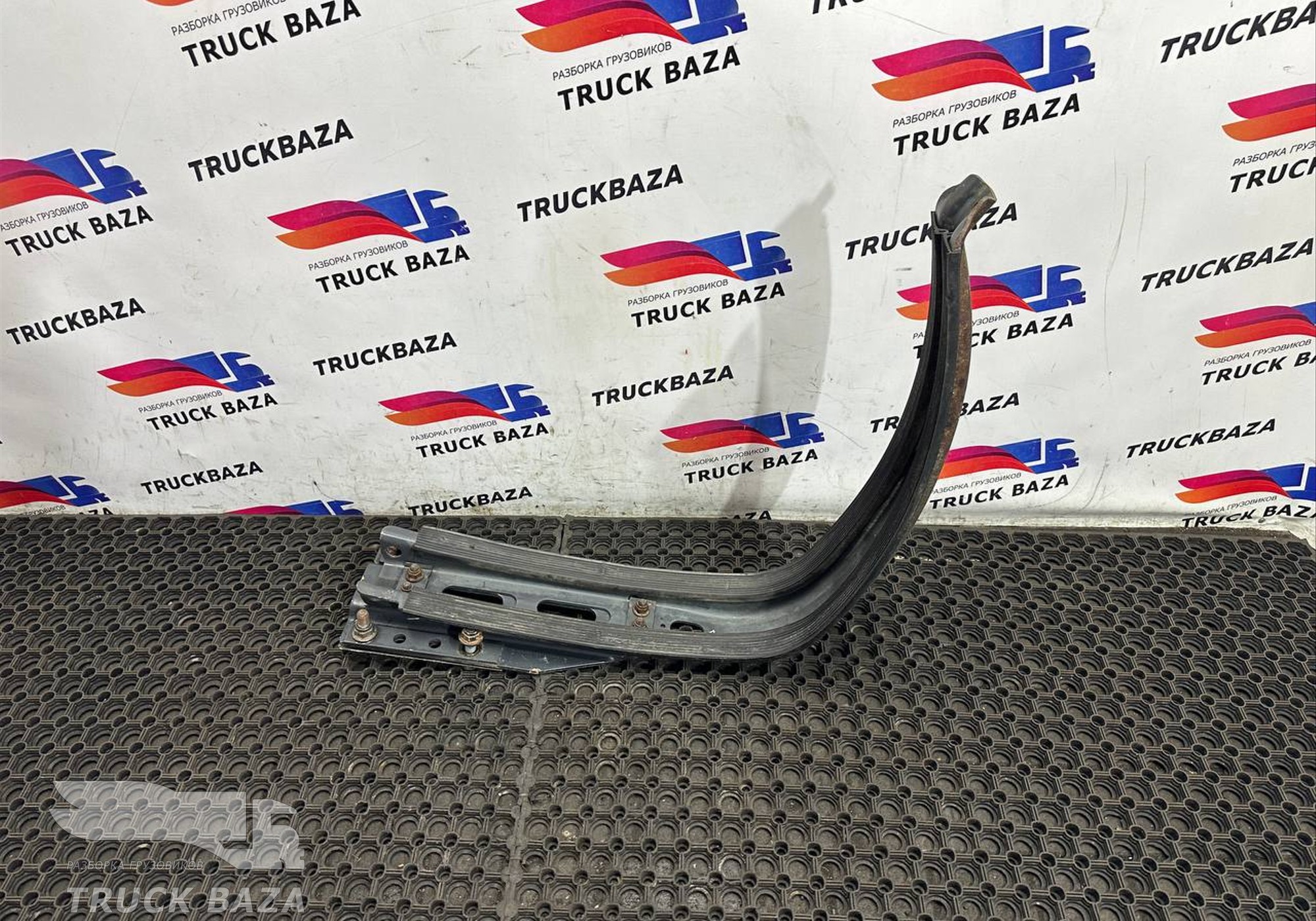 9604752303 Кронштейн топливного бака для Mercedes-Benz Actros New Actros MP4 (с 2011)