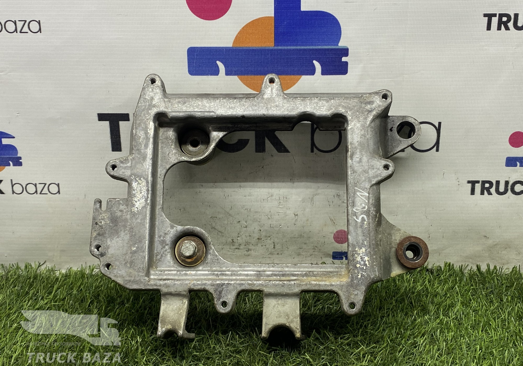 51116403034 Кронштейн блока управления ДВС