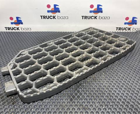 2418455 Ступенька подножки для Scania 6-series R (с 2016)