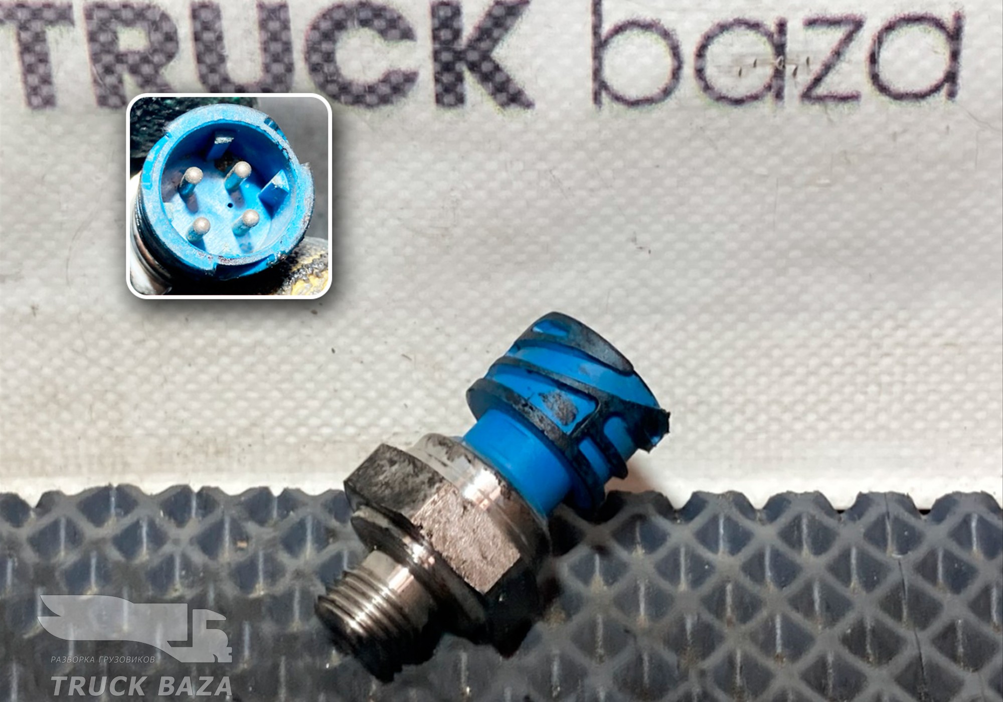 2041676 Датчик давления топлива для Daf XF95