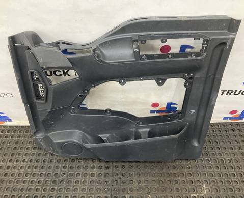 812W626306081 Обшивка двери правой для Sinotruk Sitrak C7H