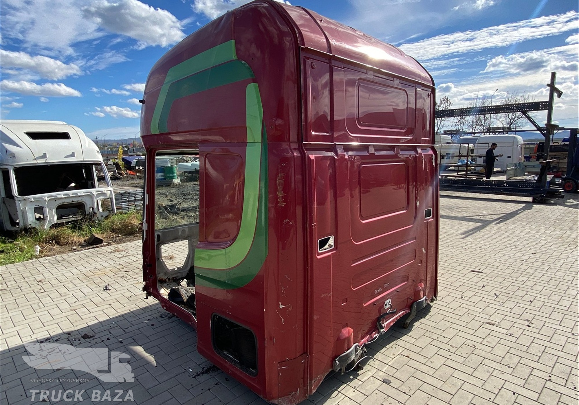Четверть кабины левая задняя часть для Scania 4-series R (с 1995 по 2007)