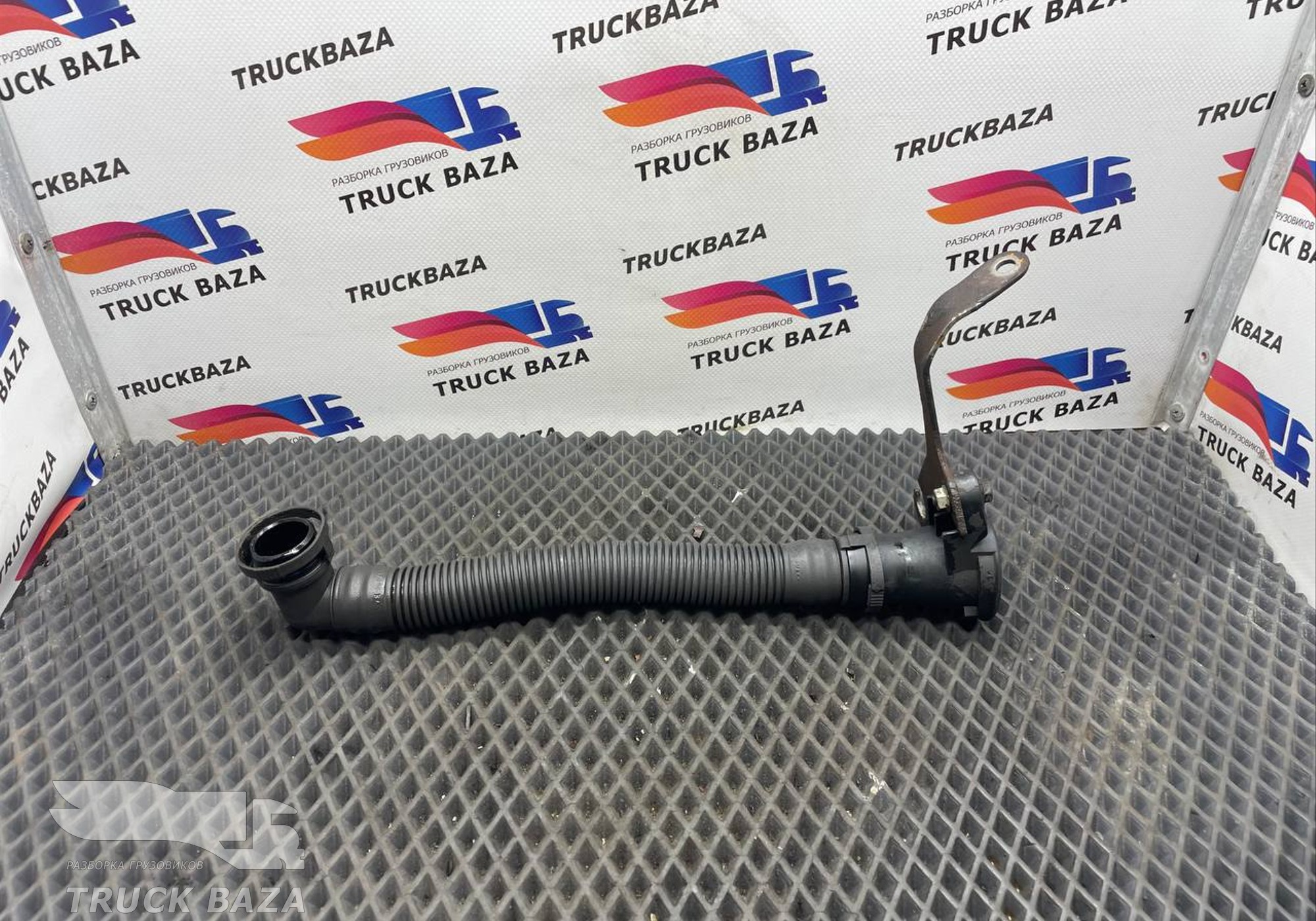 4570101364 Маслозаливная горловина для Mercedes-Benz Axor III (с 2010)