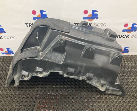 81612300335 Подкрылок левый для Man TGX TG3 (с 2020)