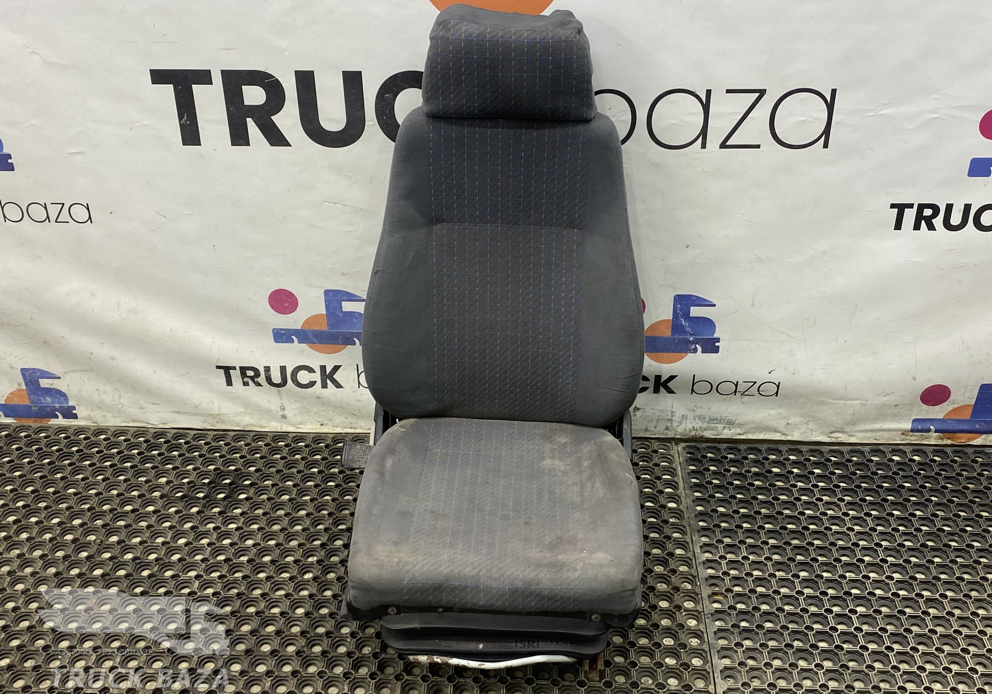 81623016946 Сиденье переднее правое пассажирское