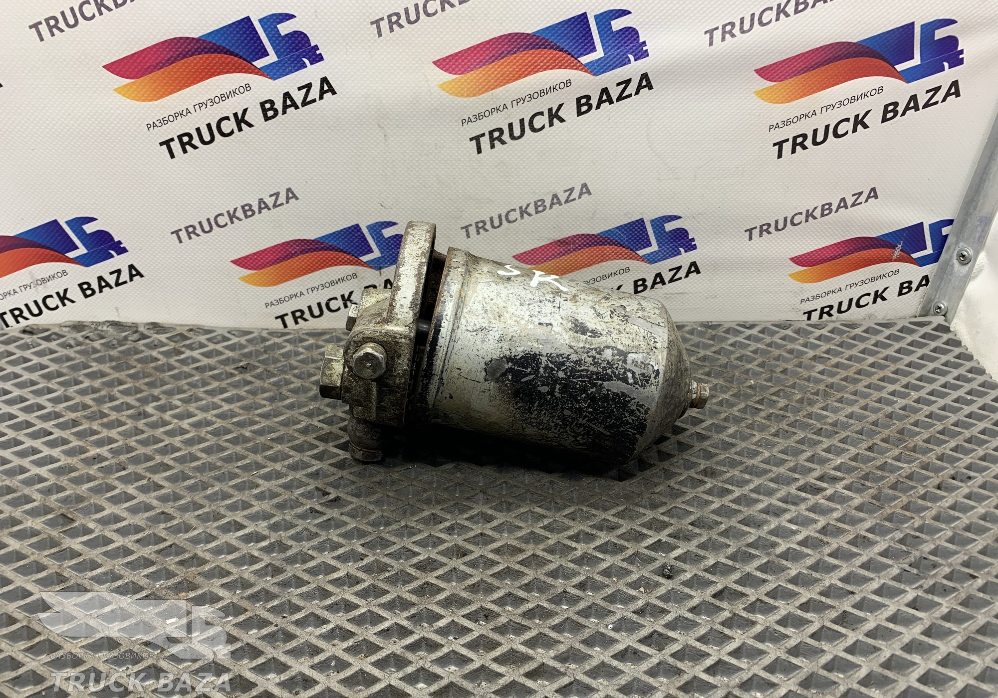 349574 Корпус топливного фильтра для Scania 3-series R (с 1988 по 1997)