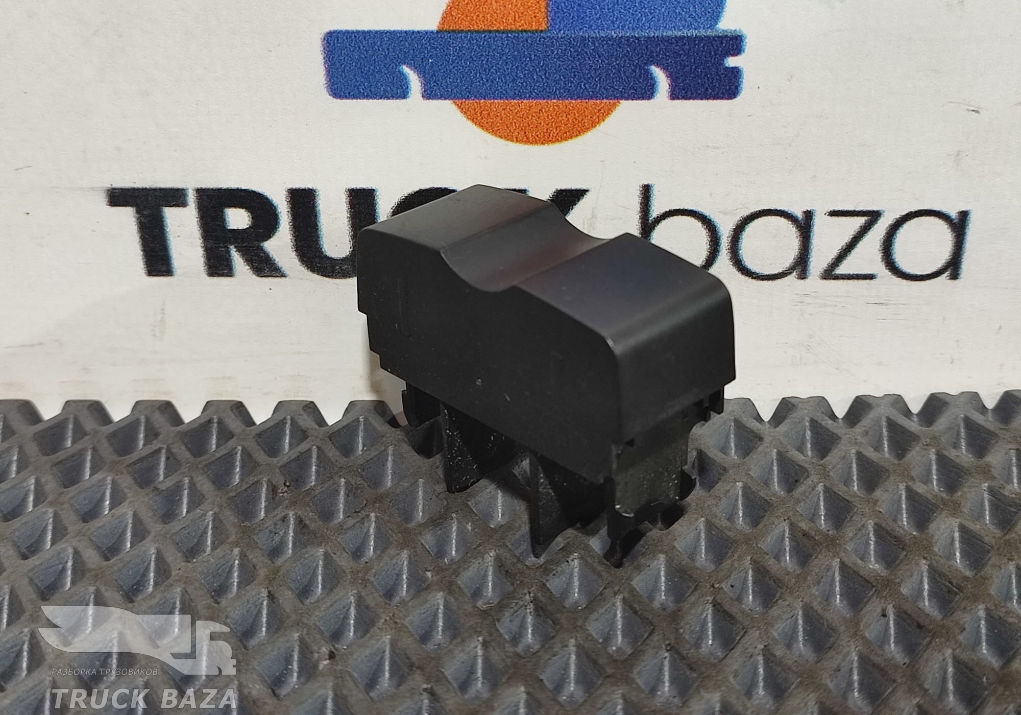 9435450003 Заглушка кнопки