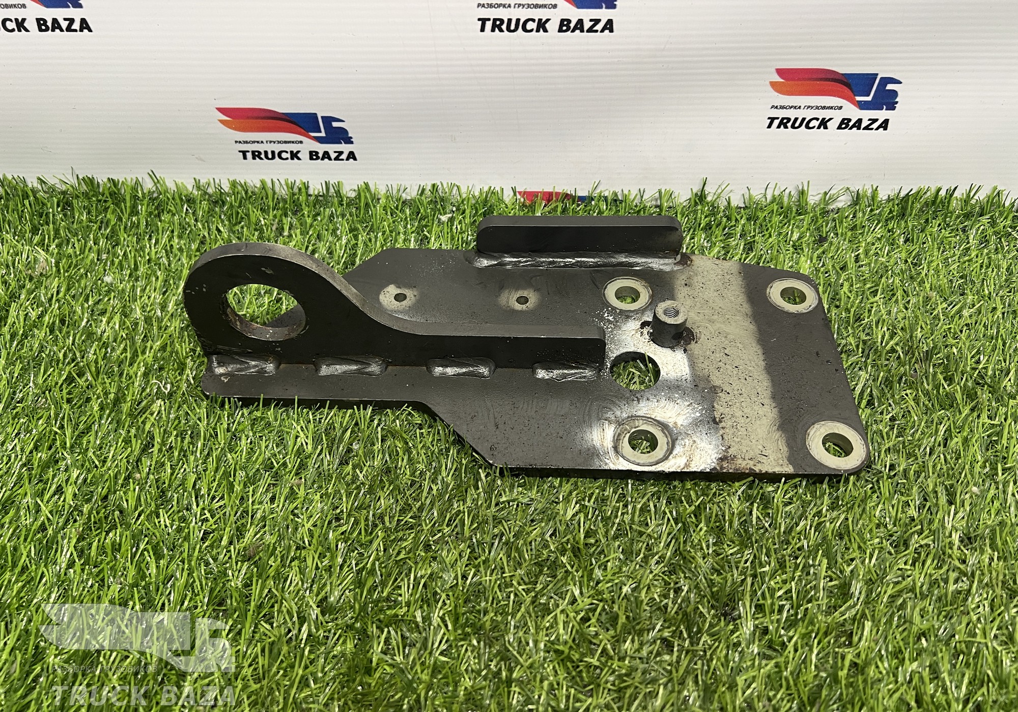 2112159 Подъемная проушина двигателя для Daf XF106 (с 2012)