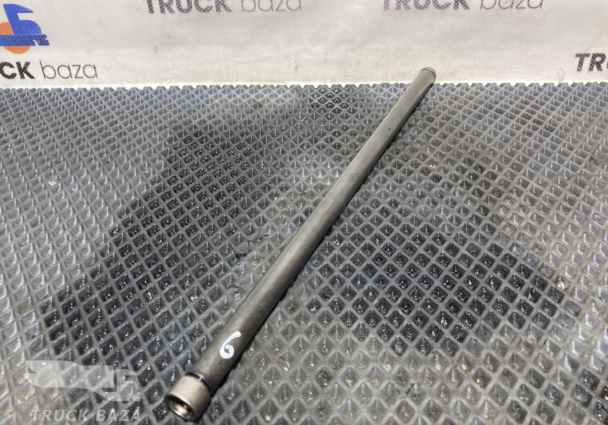 2014634 Штанга толкателя впускного клапана