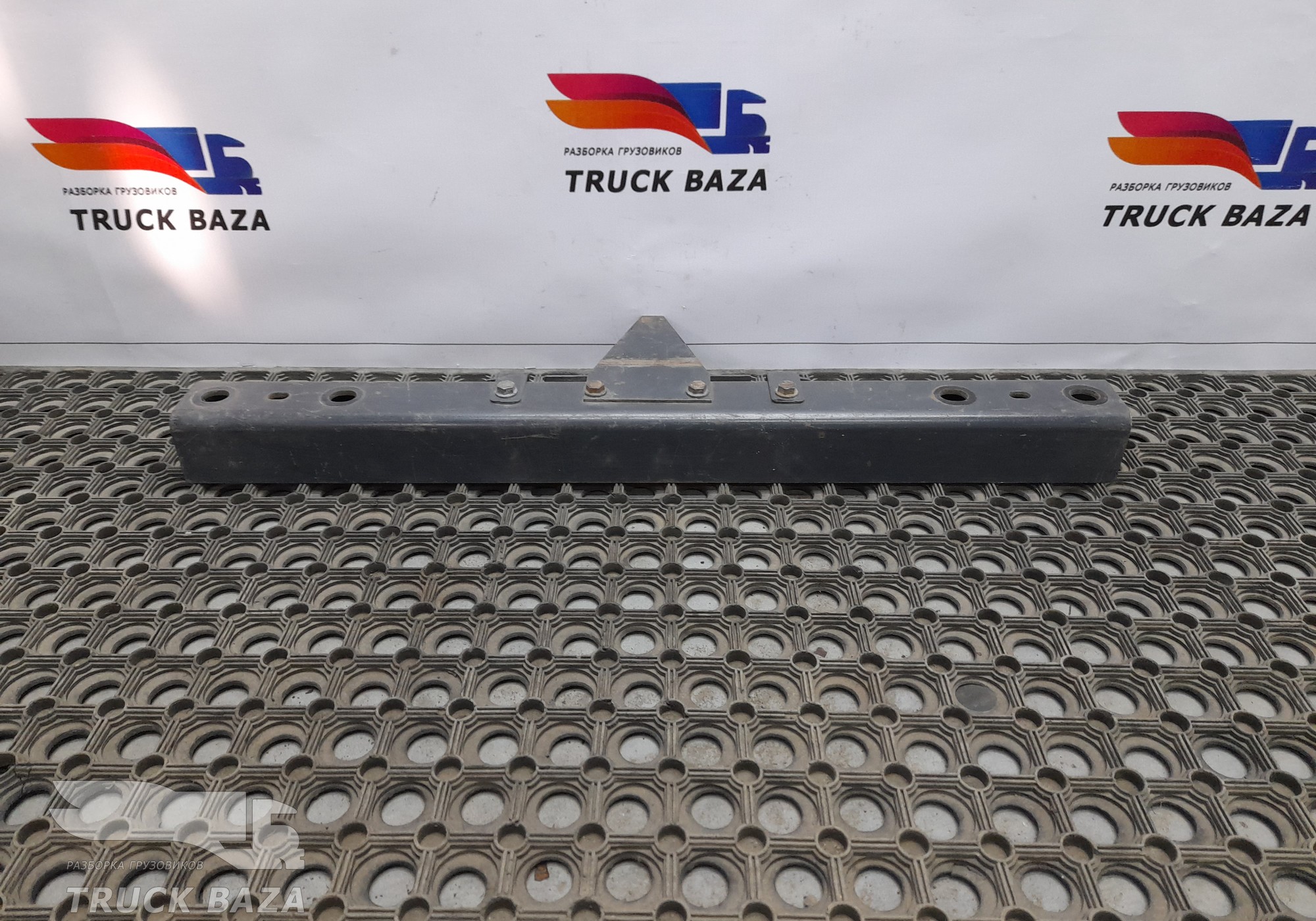 1370071 Траверса рамы передняя для Daf CF I (с 2000 по 2006)