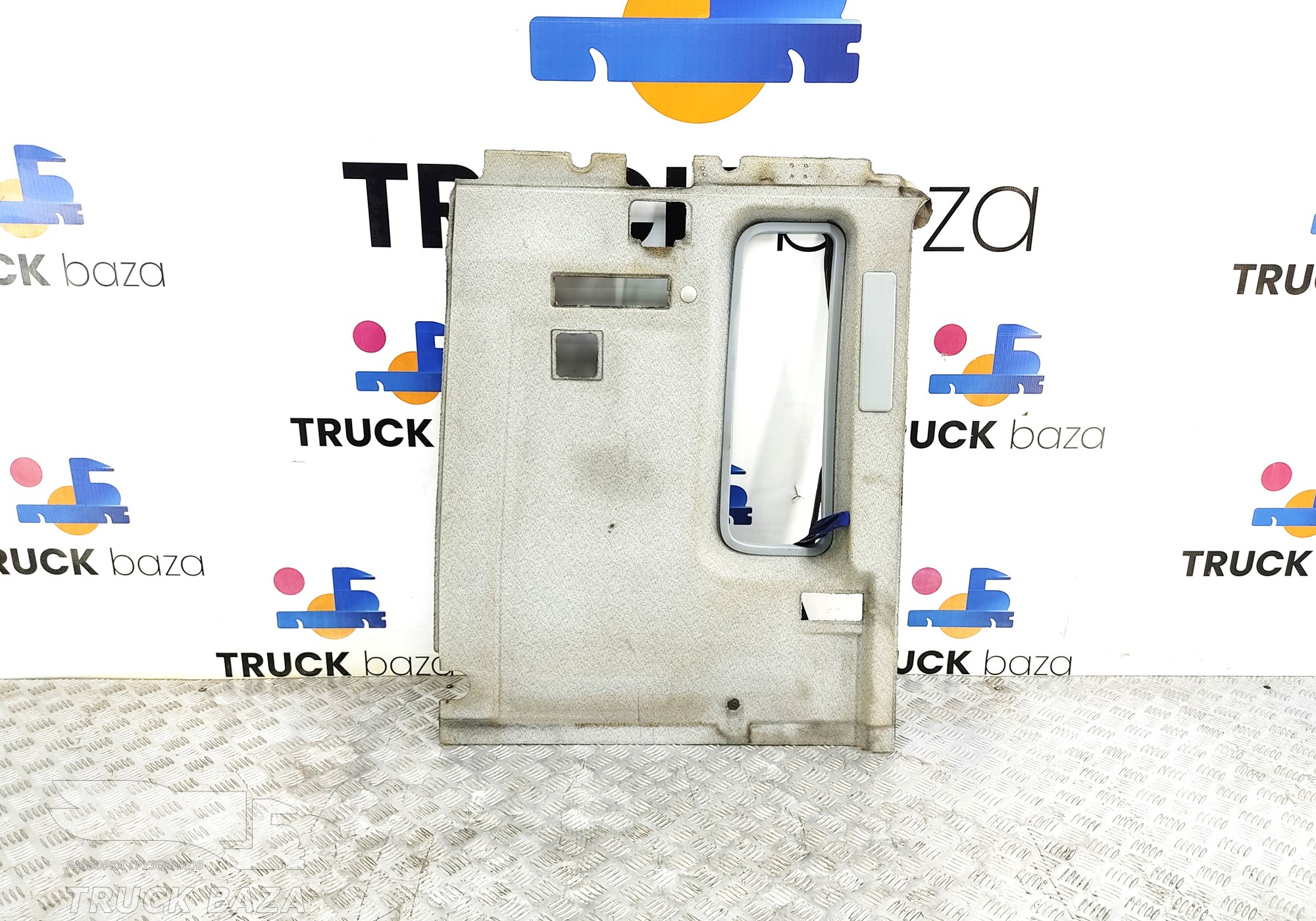 81625716059 Обшивка стенки левой для Man