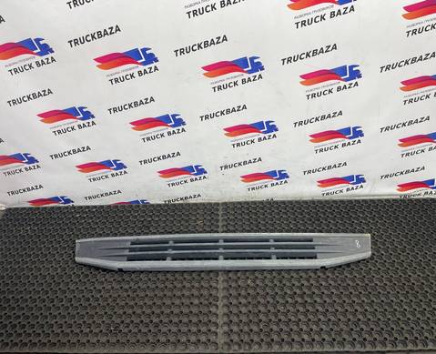 84226537 Решетка радиатора верхняя для Volvo FH