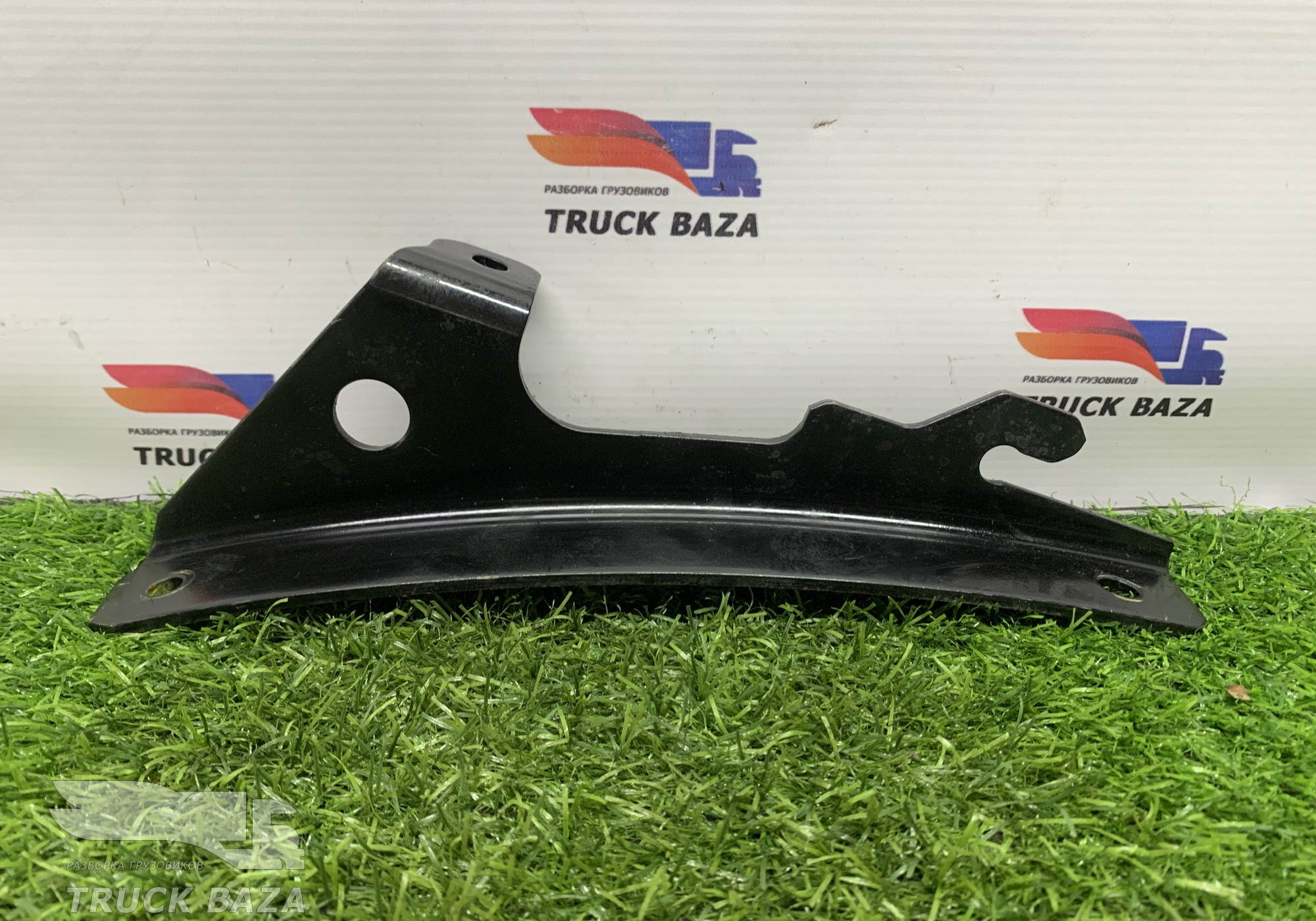 1673222 Кронштейн крыла левый для Daf XF105 (с 2005)