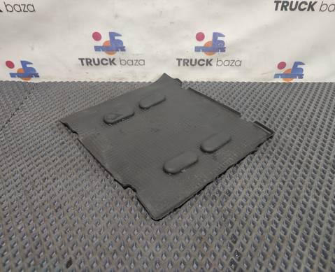 1366290 Коврик на торпедо для Scania 5-series G (с 2004 по 2016)