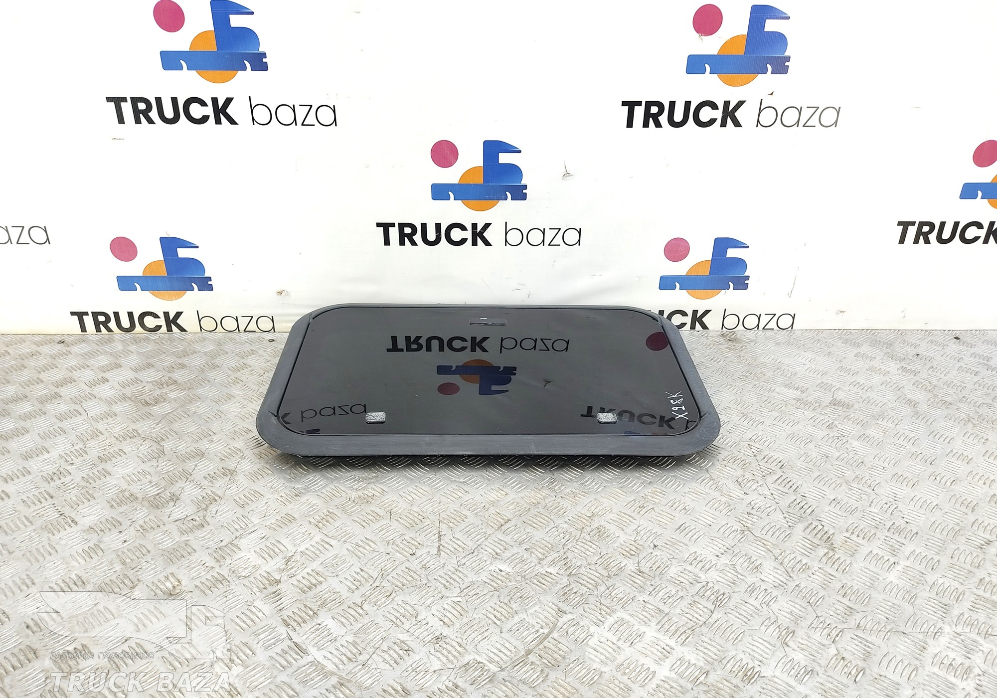 1362882 Люк в сборе для Daf