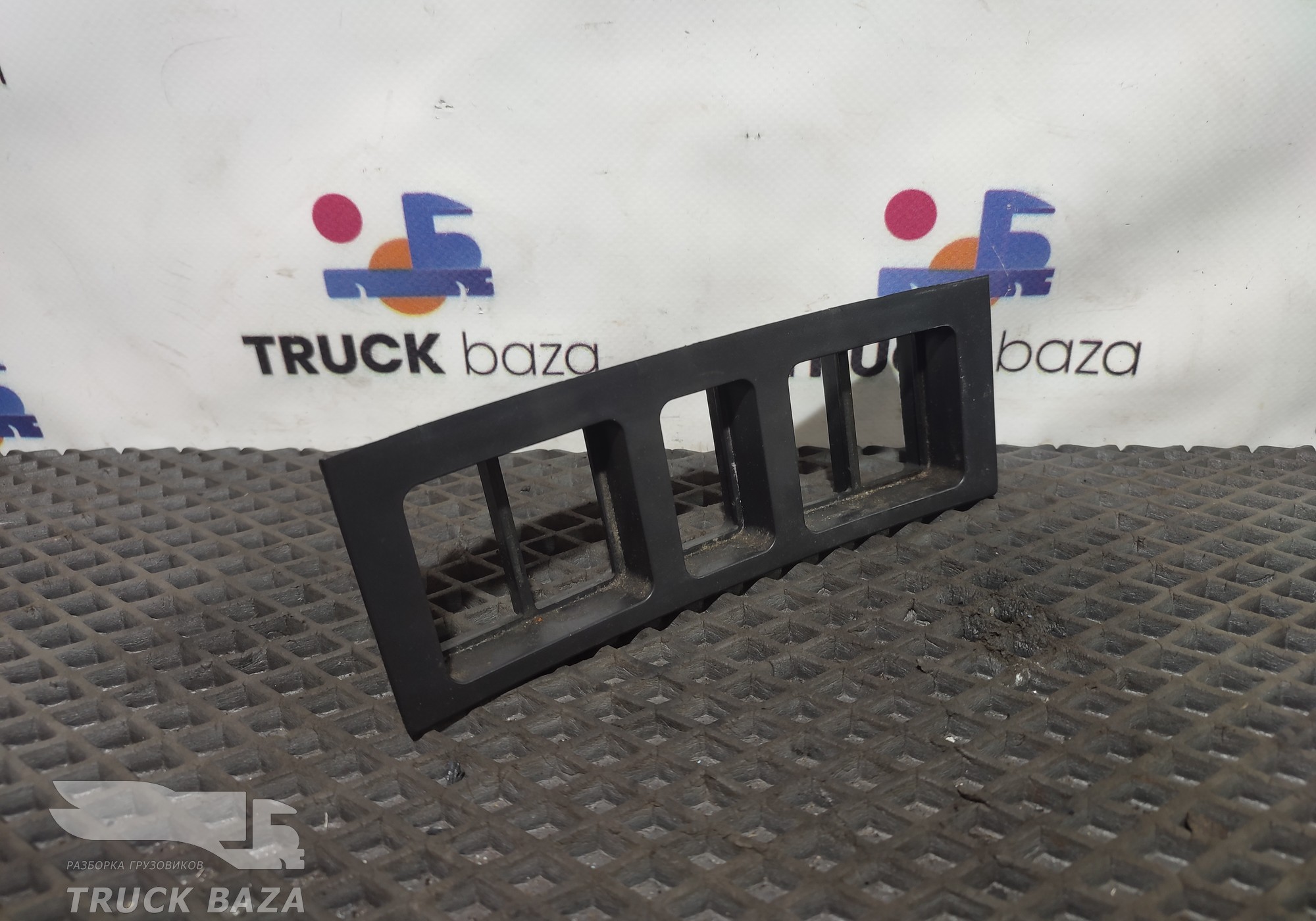 3175616 Панель переключателей для Volvo FM II (с 2002)