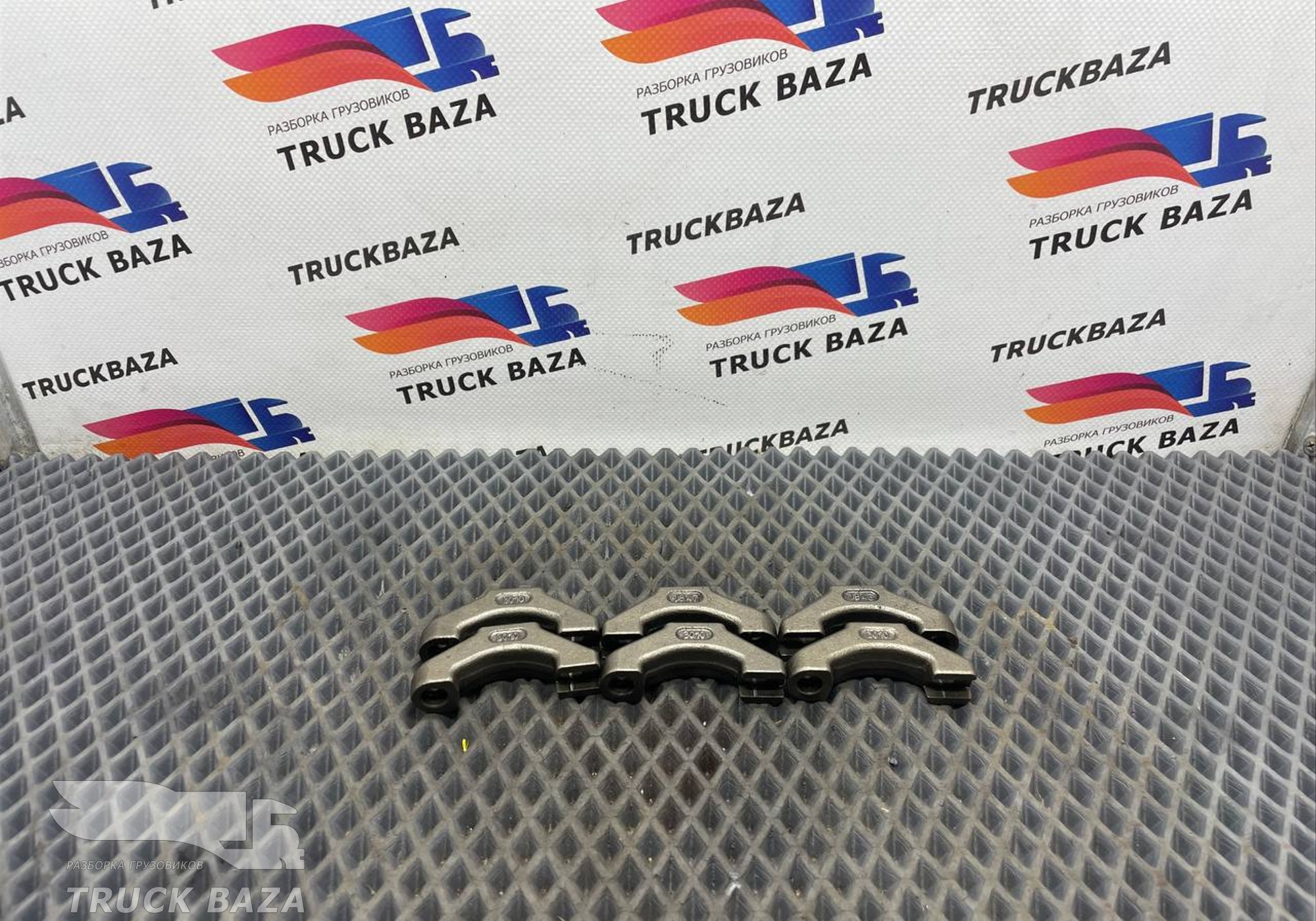 51041200019 Коромысло клапана (комплект) для Man TGX II (с 2012)