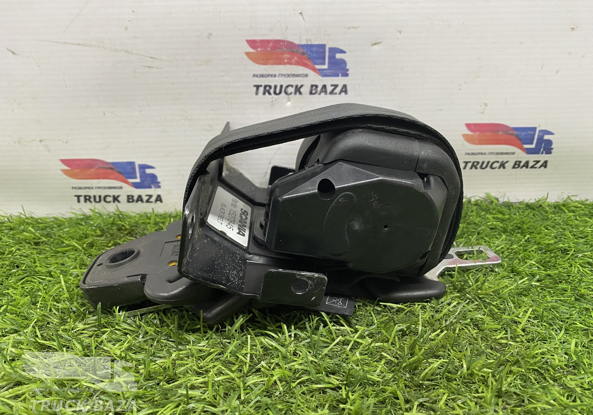 1527845 Ремень безопасности правый