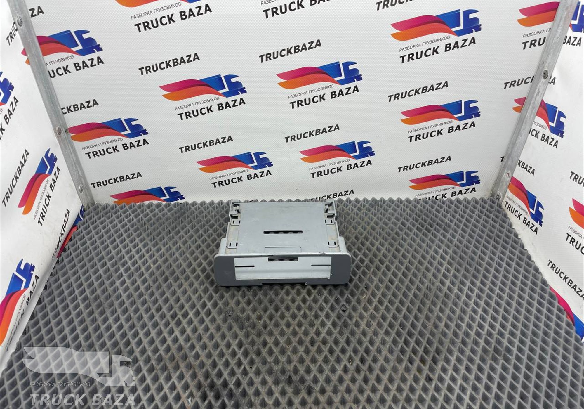 9438460724 Накладка верхней консоли для Mercedes-Benz Actros MP3 (с 2008)