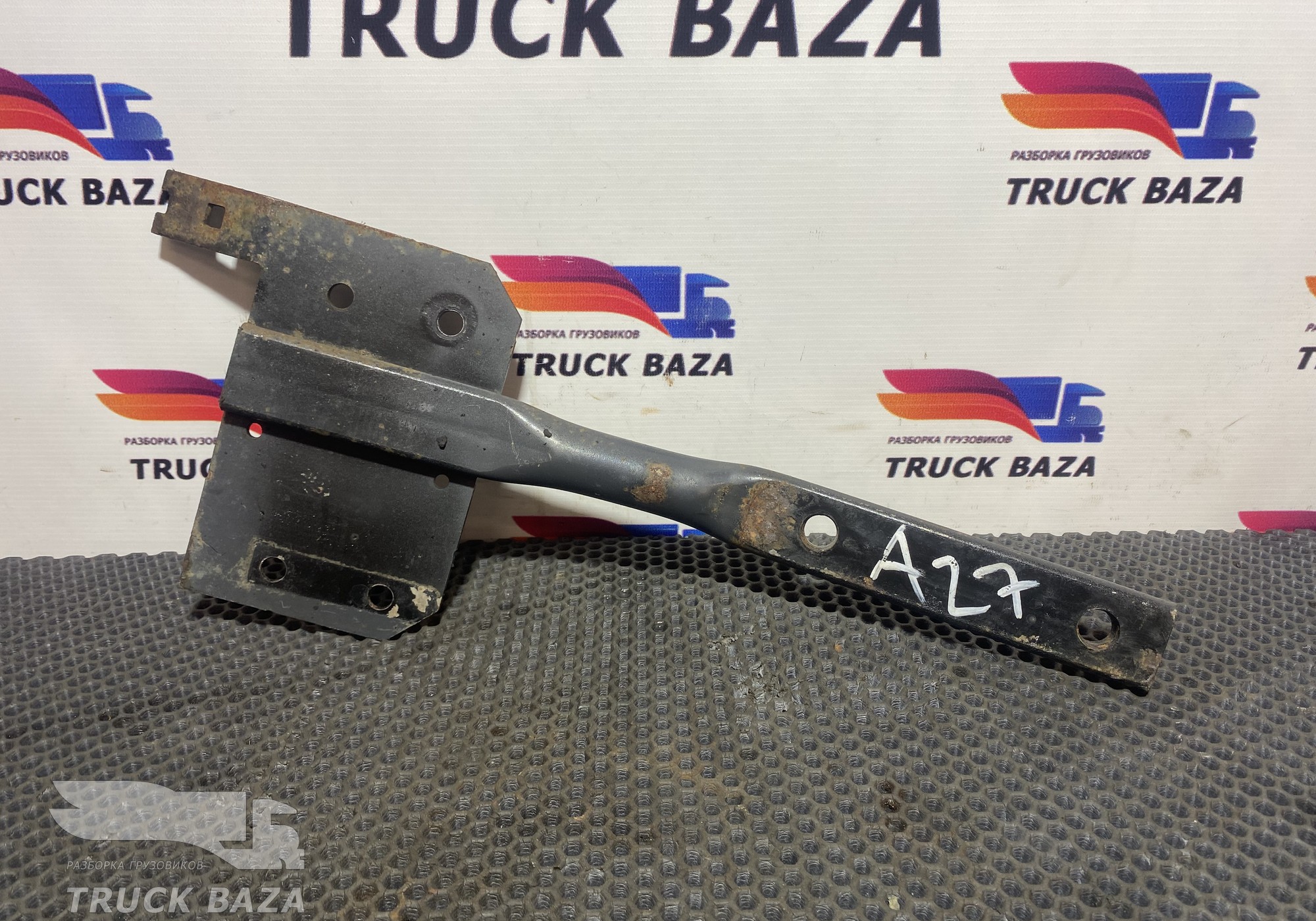 9304701081 Кронштейн насоса AdBlue для Mercedes-Benz Axor