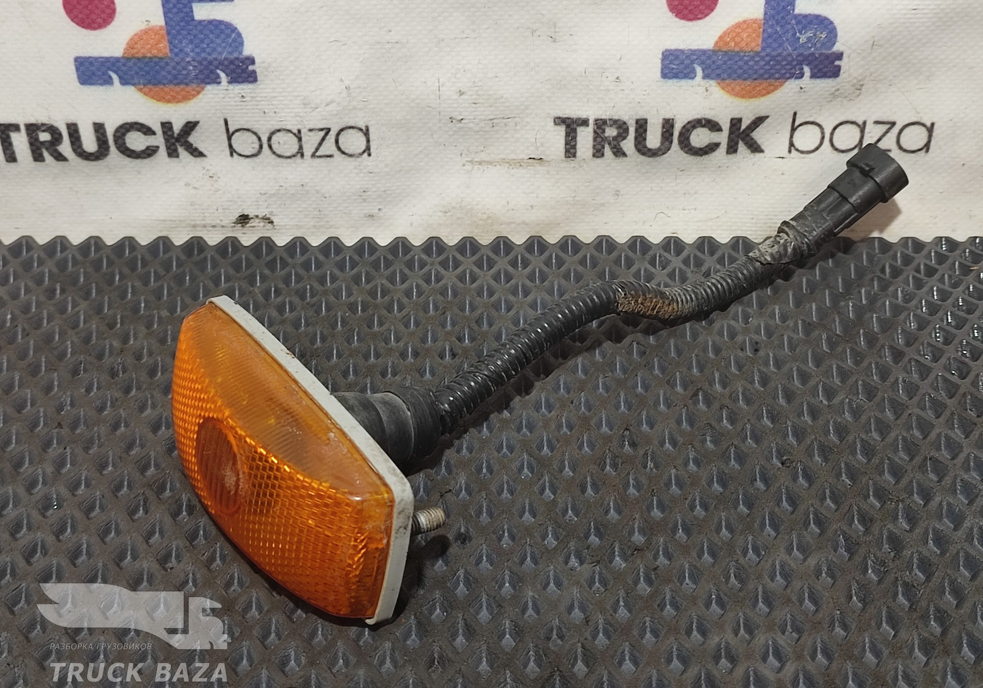 WG9925720014 Повторитель поворота для Sinotruk Sitrak C7H